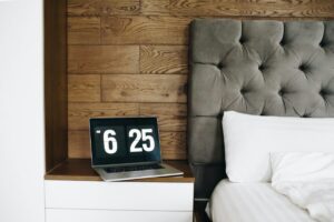 Tikamoon tête de lit : design naturel et élégance boisée ⭐