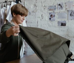 Types tissus couture débutant : 7 étoffes essentielles