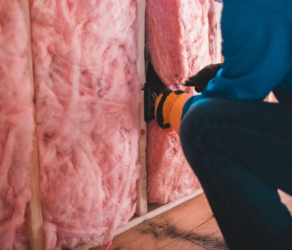 Isolation phonique mur mitoyen : 7 solutions efficaces 2 Isolation phonique mur mitoyen : 7 solutions efficaces